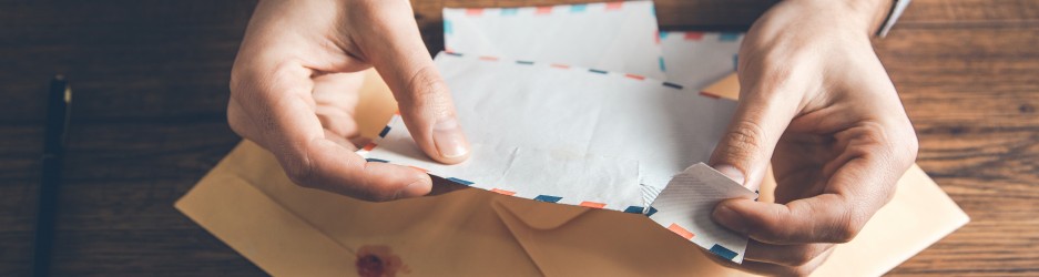 لماذا نحب قراءة الرسائل؟
